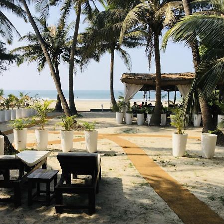 Mamagoa Resort Morjim Ngoại thất bức ảnh