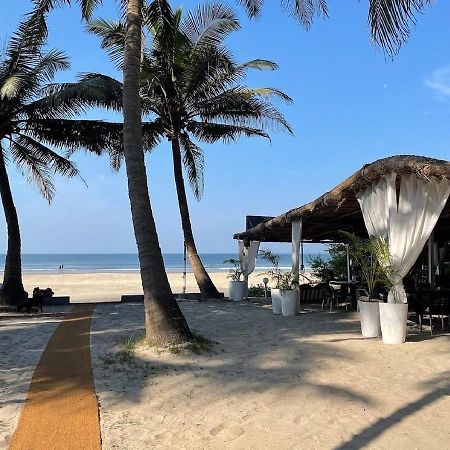 Mamagoa Resort Morjim Ngoại thất bức ảnh